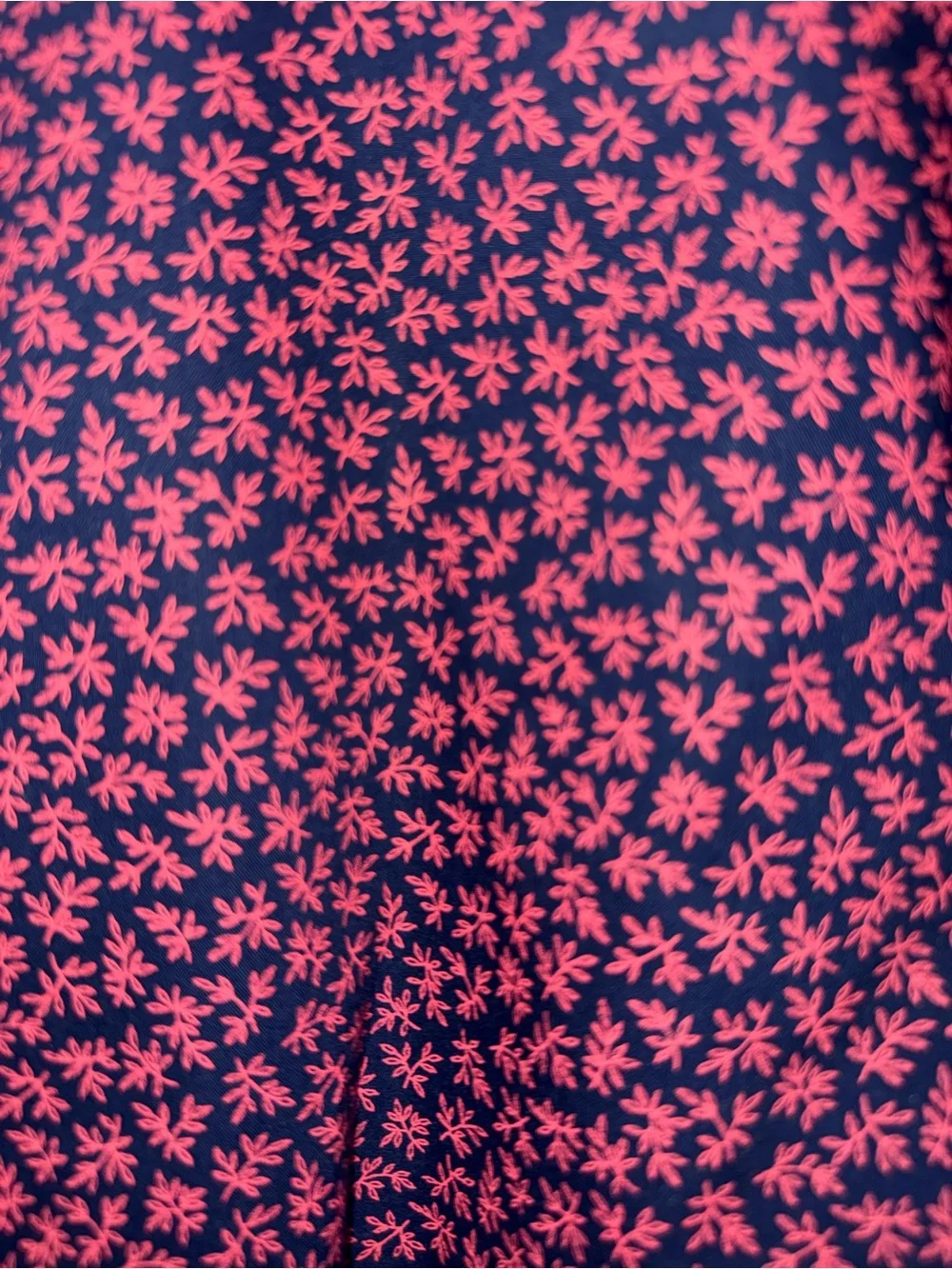 Banana Republic Men's Red and Blue Micro-Print Button-Down Shirt